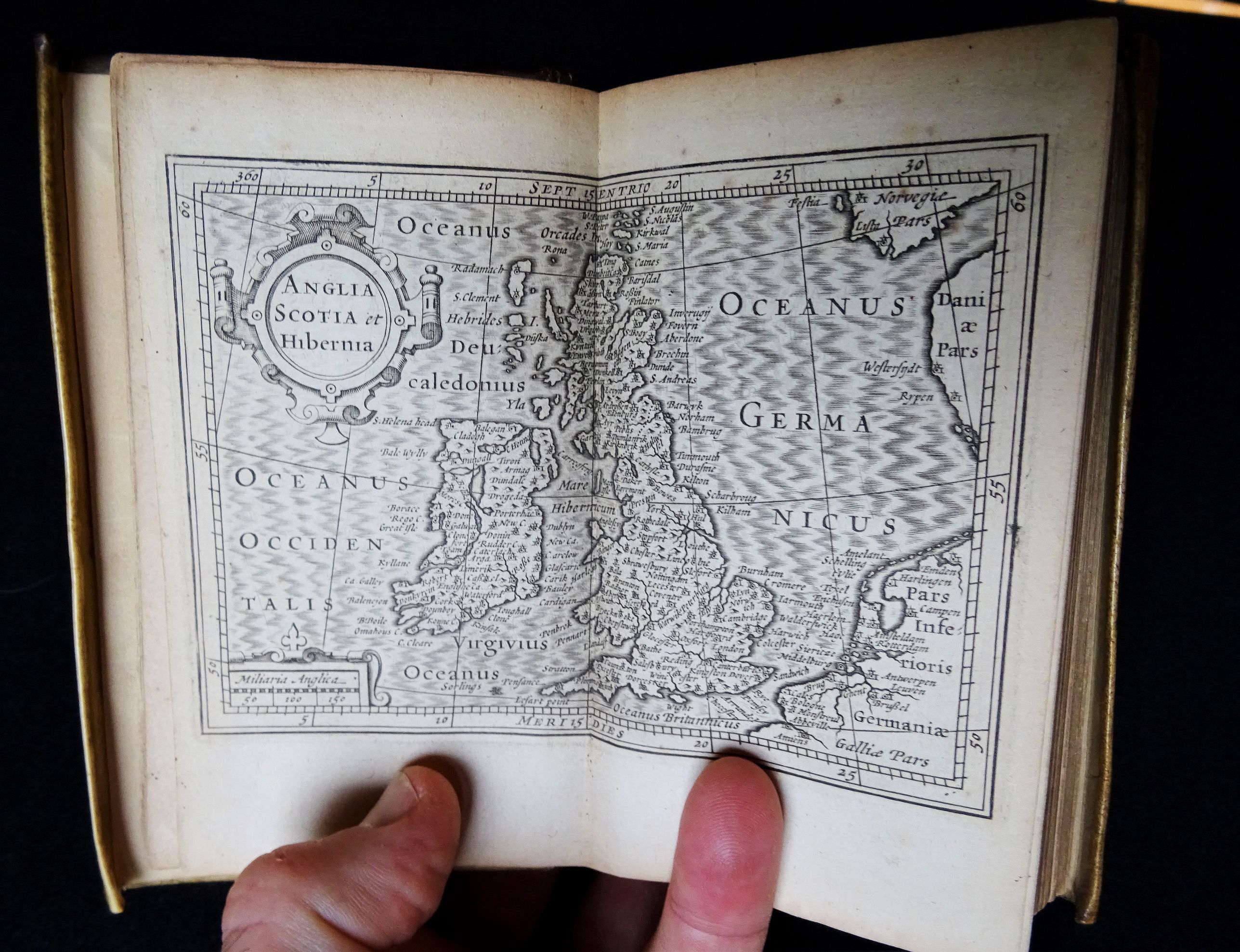 CAMDEN,W. BLAEU, W., Britannia, sive Florentiss. regnorum Angliae, Scotiae, Hiberniae, insularumq. adiacentium ex ., antique map, old maps