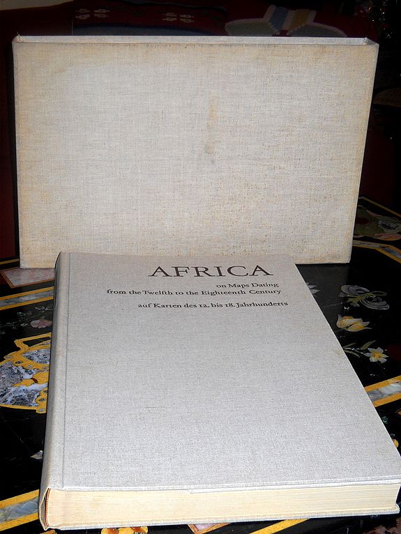 KLEMP, Egon / Deutsche Staatsbibliothek., Africa on maps dating from the twelfth to the eighteenth century. Africa auf Karten des 12. bis 18. Jahrhunderts., antique map, old maps