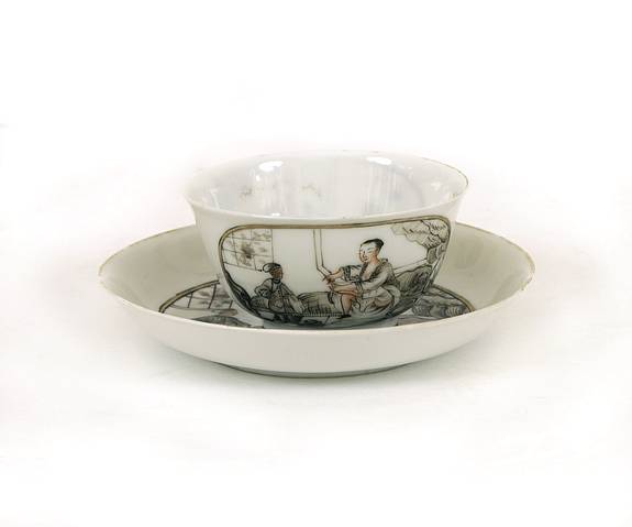 31535/405:ChinaExport Chinese export porcelain grisaille decorated porcelain cup with plate.