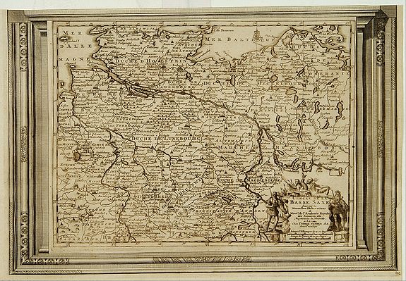 AA, P. van der, Cercle de la Basse Saxe, suivant les nouvelles observations.., antique map, old maps