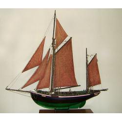 MAUREEN Shipping model of a fishing boat.