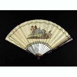 Very fine folding fan with painting of Minerva, Juno and 2 peacocks.