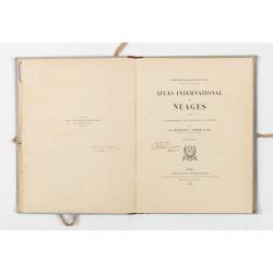 Atlas international des nuages : publié conformément aux décisions du comité par H. Hildebrandsson, L. Teisserenc de Bort, membres de la commission des nuages. Seconde édition.