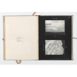Atlas international des nuages : publié conformément aux décisions du comité par H. Hildebrandsson, L. Teisserenc de Bort, membres de la commission des nuages. Seconde édition.
